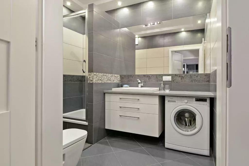 Apartamento Strict Center Towarowa Poznan Exterior foto
